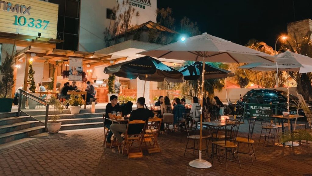 Restaurante Mayorca inaugura lounge para happy hour em Itaipava Sou