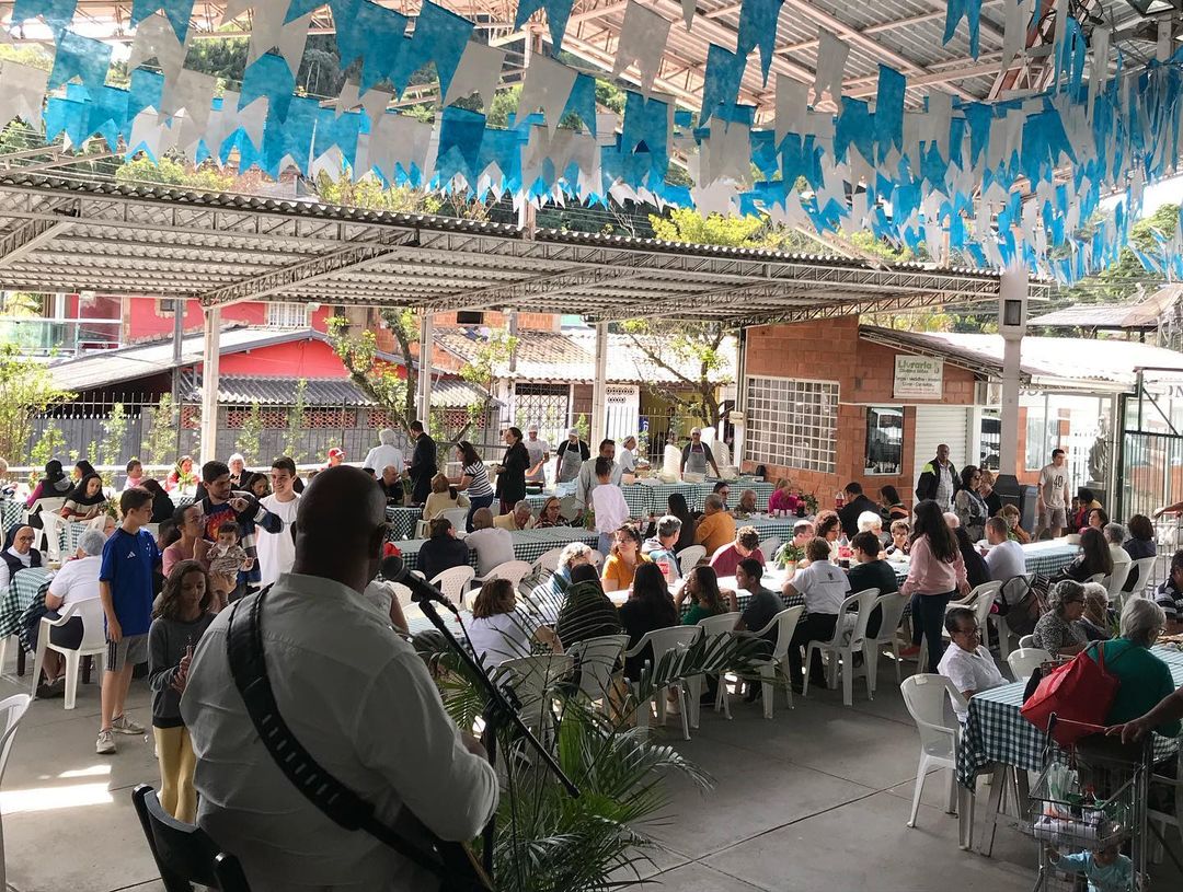 Arraiá do Santuário em Corrêas