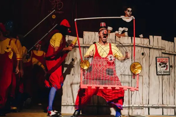 Foto-Nah-Souza-Esquadrao-Bombelhaco