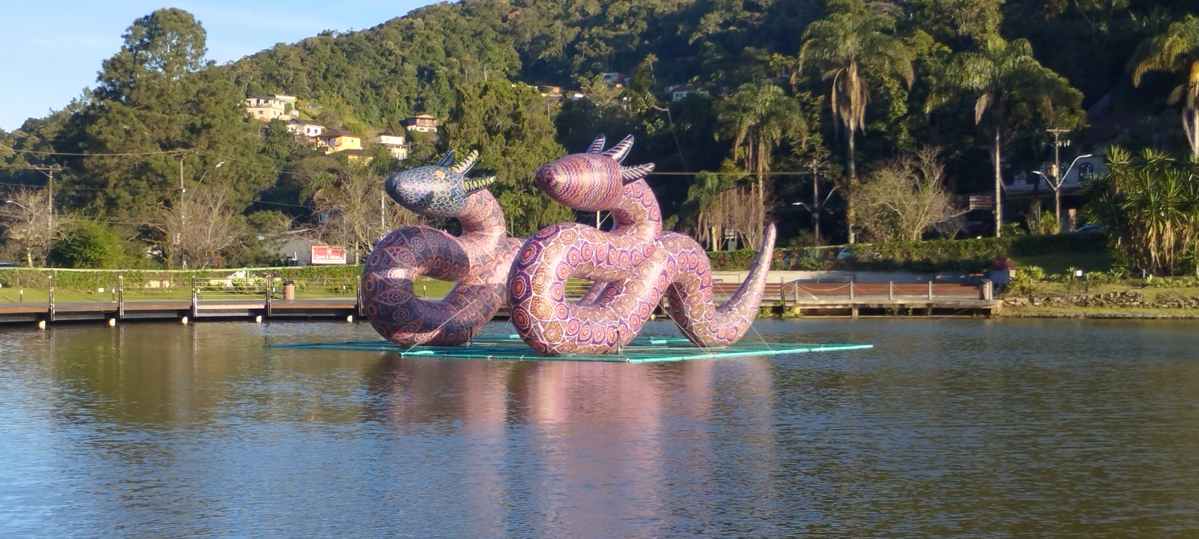 Exposição “Mais belo é o rio que corre”